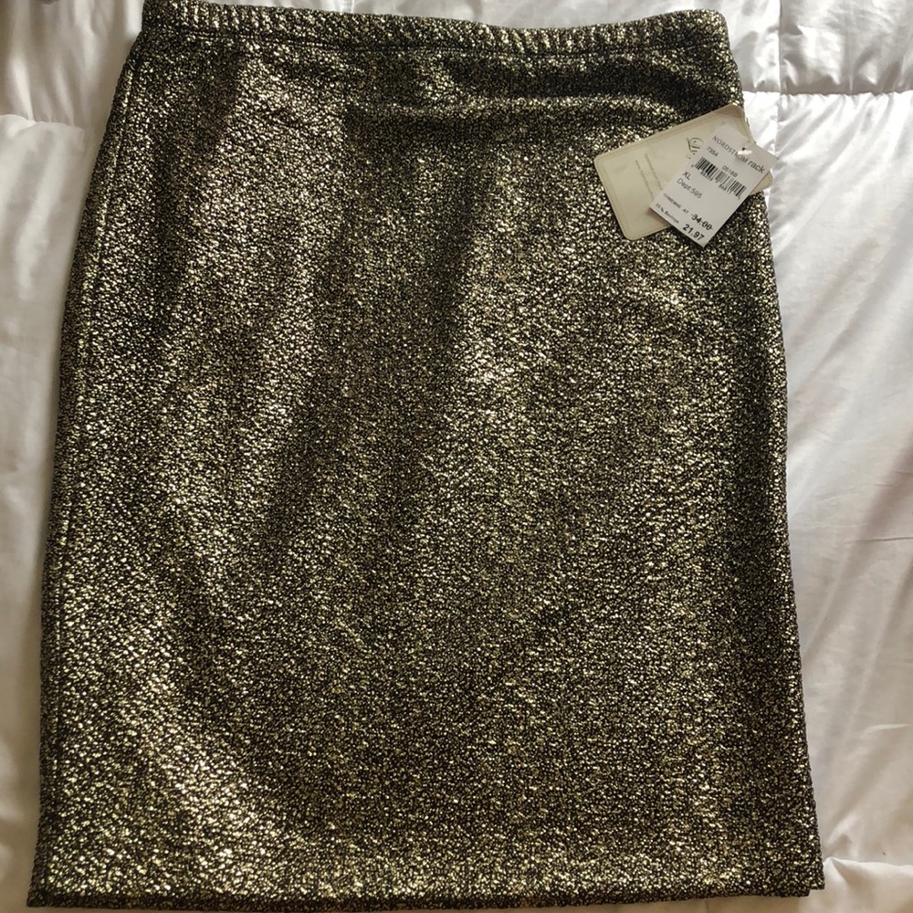 Gold pencil skirt